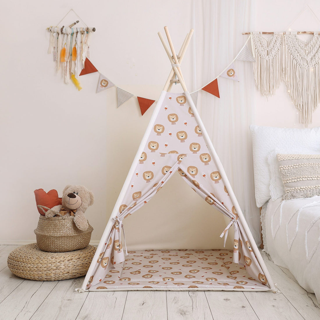 Lions Teepee Tent